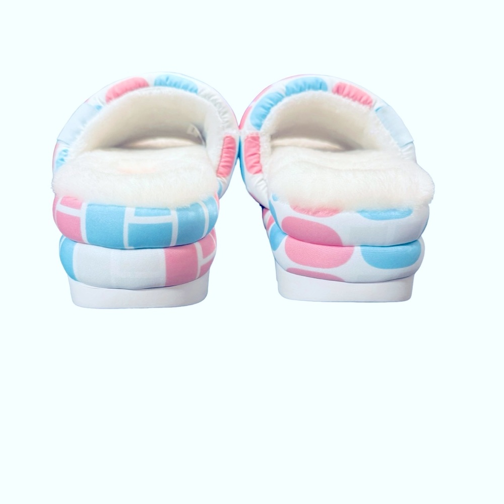 Ugg Logo Platform Slide Slippers - Picture 8 of 8